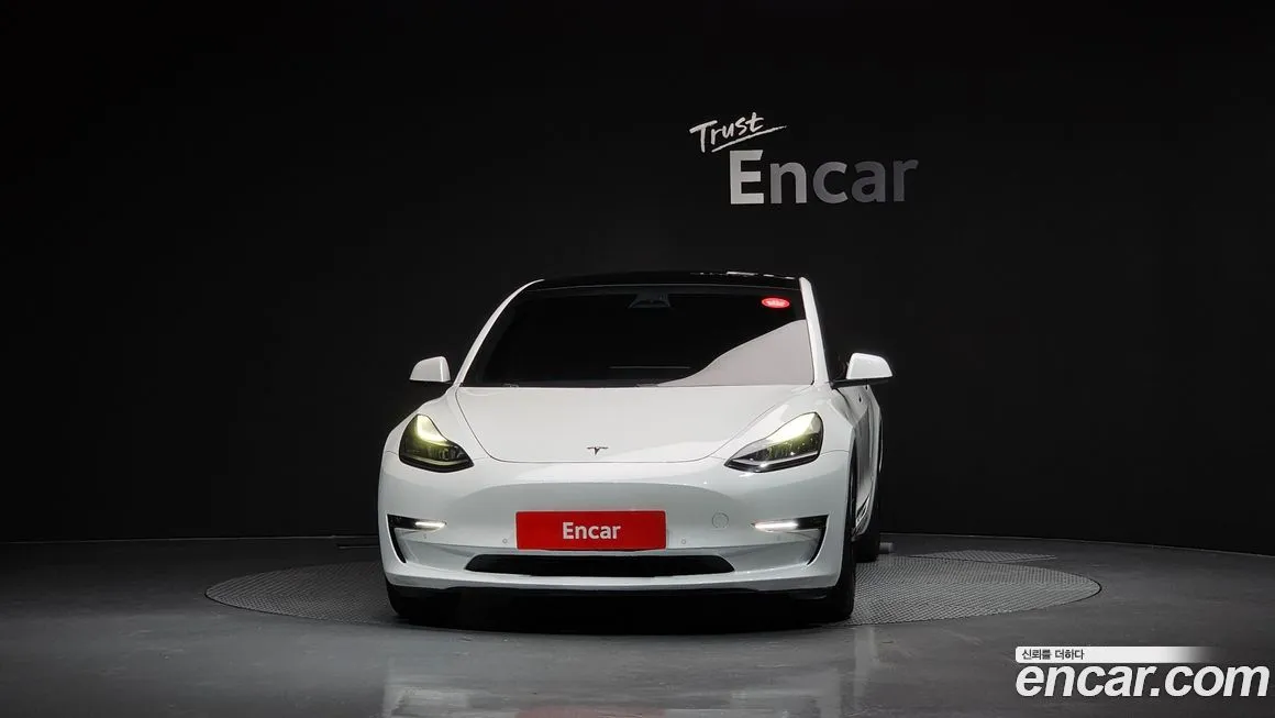 Tesla Model 3 2021 из KR, фото 3