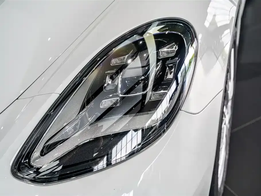 Porsche Panamera 2023 из CN, фото 8