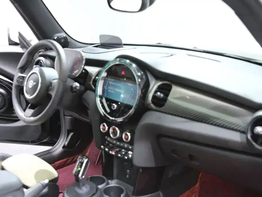 MINI Cooper (3-door) 2023 из CN, фото 10