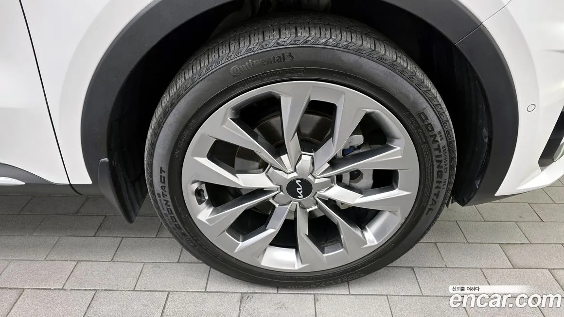 Kia Sorento — фото 5