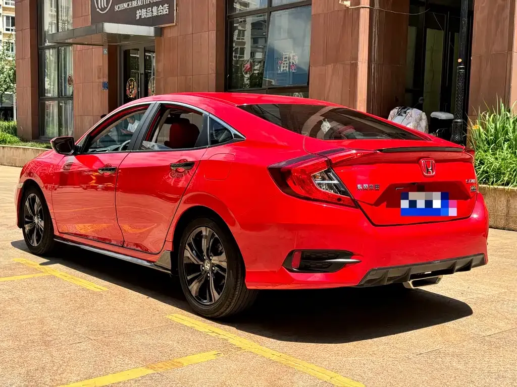 Honda Civic 2022 из CN, фото 4