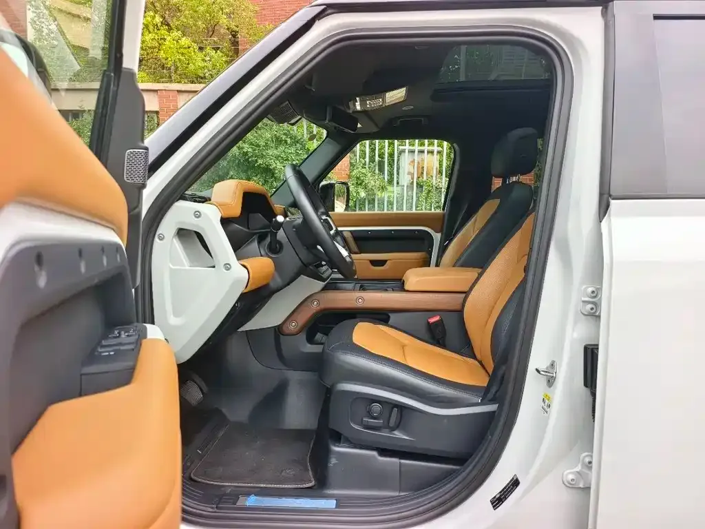 Land Rover Defender 2024 из CN, фото 5