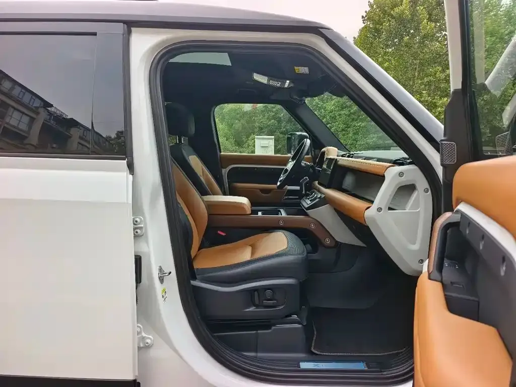 Land Rover Defender 2024 из CN, фото 7