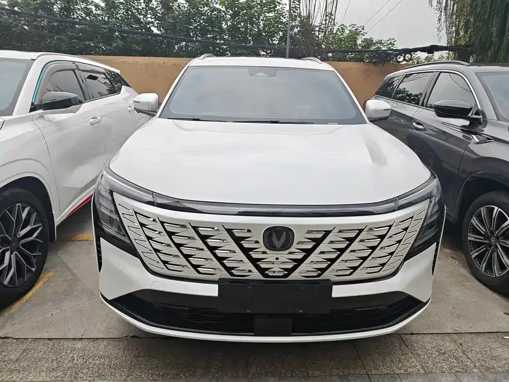 Changan CS75PLUS 2025 из CN, фото 2