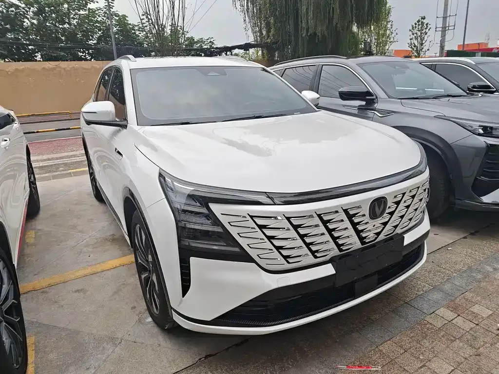 Changan CS75PLUS 2025 из CN, фото 3