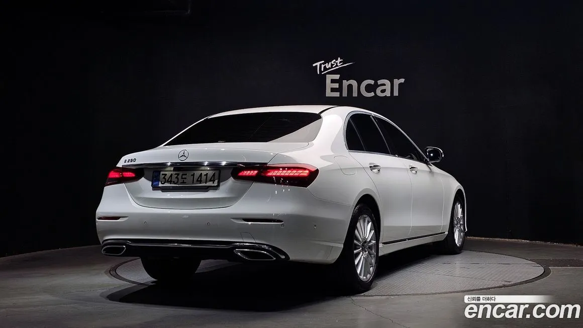 Mercedes-Benz E-Class 2021 из KR, фото 2