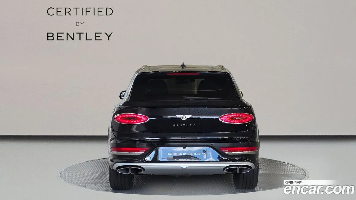 Bentley Bentayga 2024 из KR, фото 3
