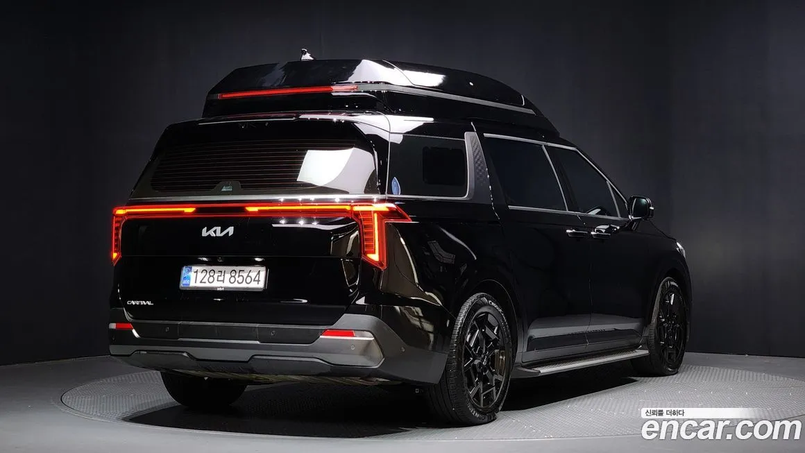 Kia Carnival — фото 2