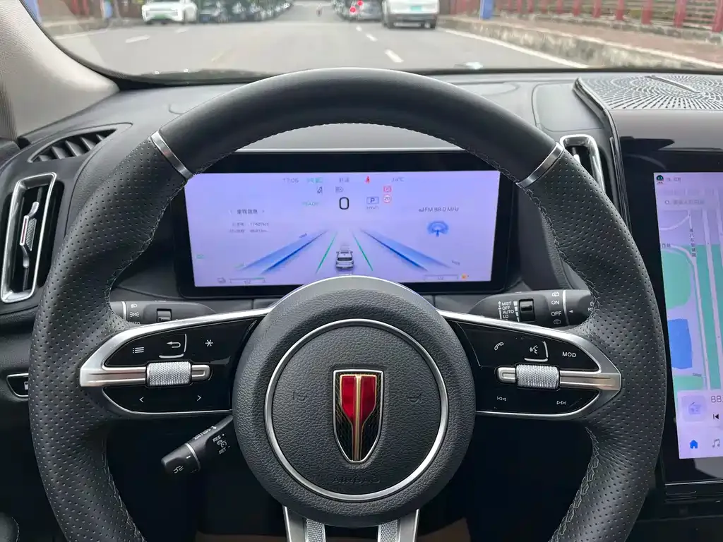Hongqi HS3 PHEV 2024 из CN, фото 9