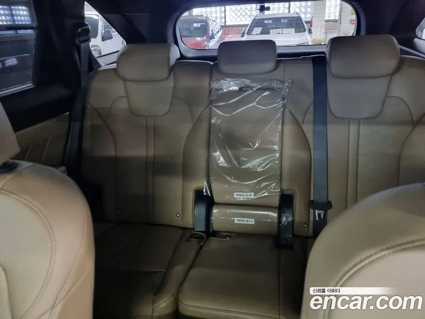 Kia Sorento — фото 10