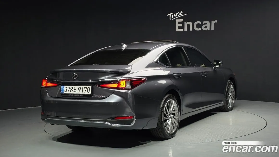 Lexus ES 2025 из KR, фото 2