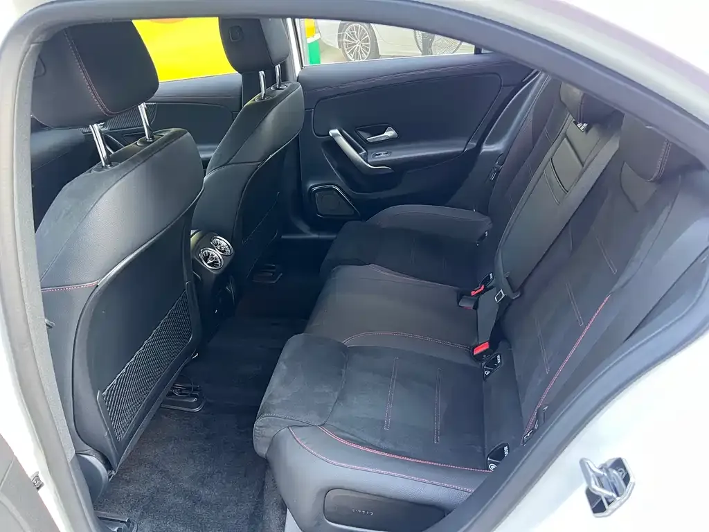 Mercedes-Benz A-Class 2024 из CN, фото 5
