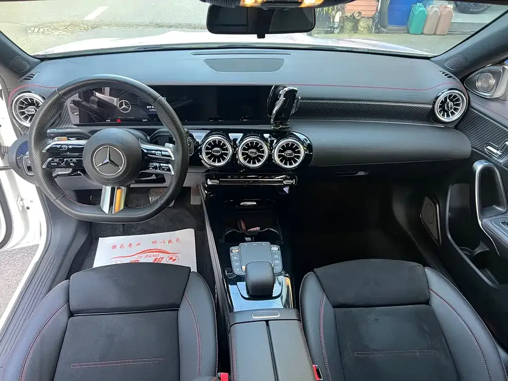 Mercedes-Benz A-Class 2024 из CN, фото 6