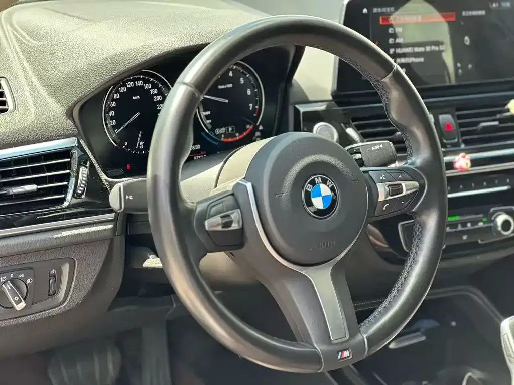 BMW 1 Series 2021 из CN, фото 4
