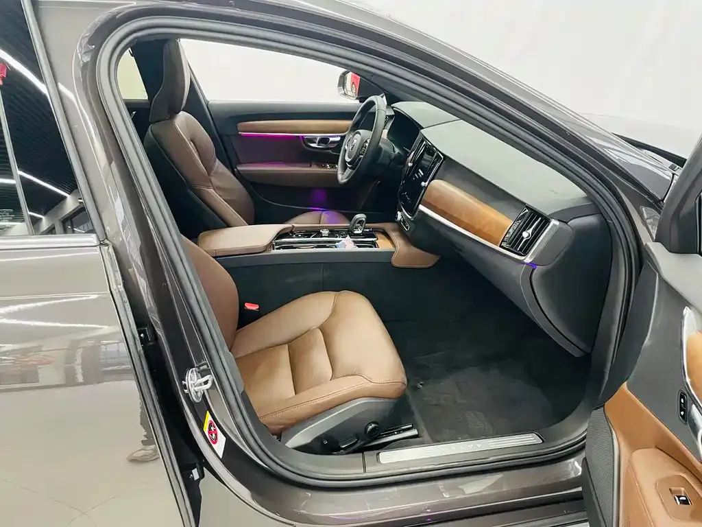 Volvo S90 2022 из CN, фото 10