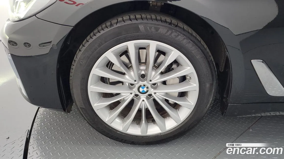 [object Object] 5-Series 2022 из KR, фото 5