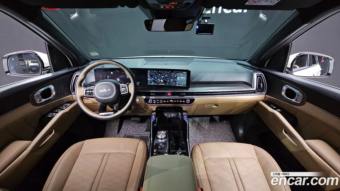Kia Sorento — фото 7