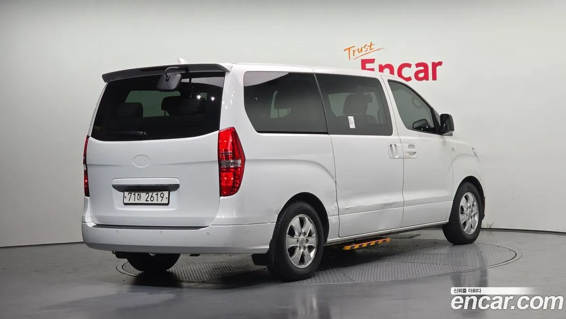Hyundai Starex 2021 из KR, фото 2