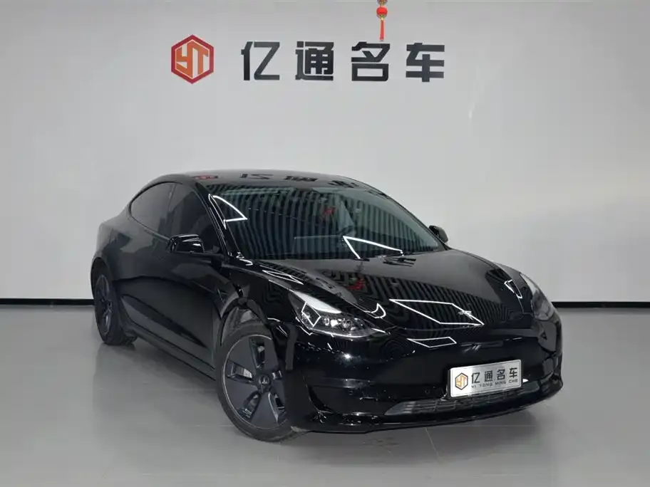 Tesla Model 3 — фото 3
