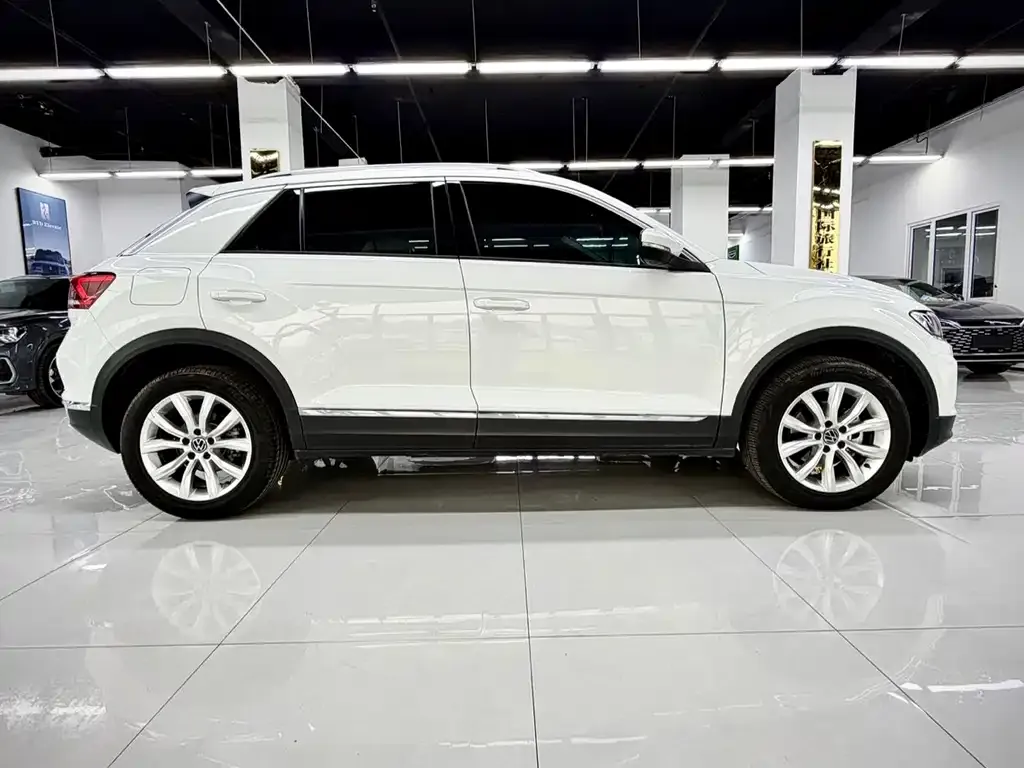 Volkswagen T-Roc 2022 из CN, фото 7