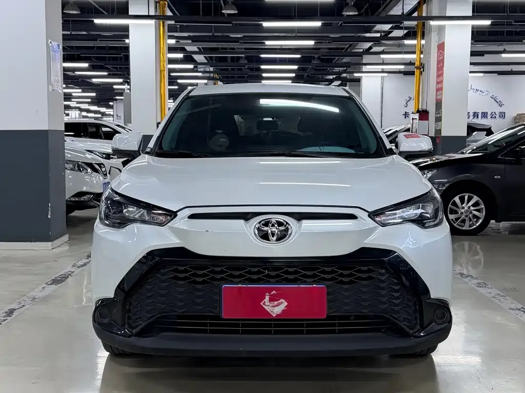 Toyota Frontlander 2023 из CN, фото 2