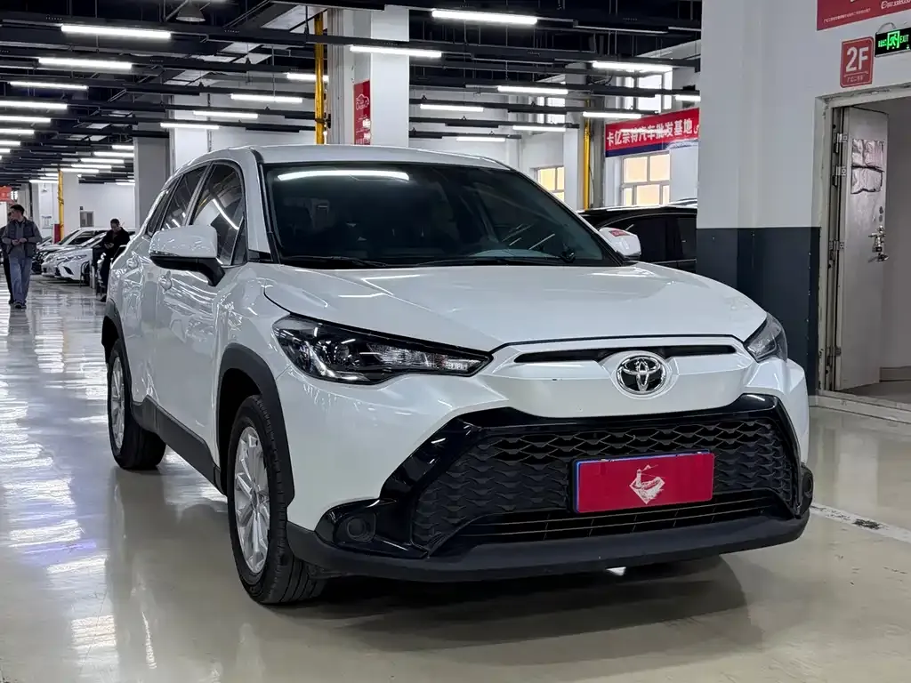 Toyota Frontlander 2023 из CN, фото 3