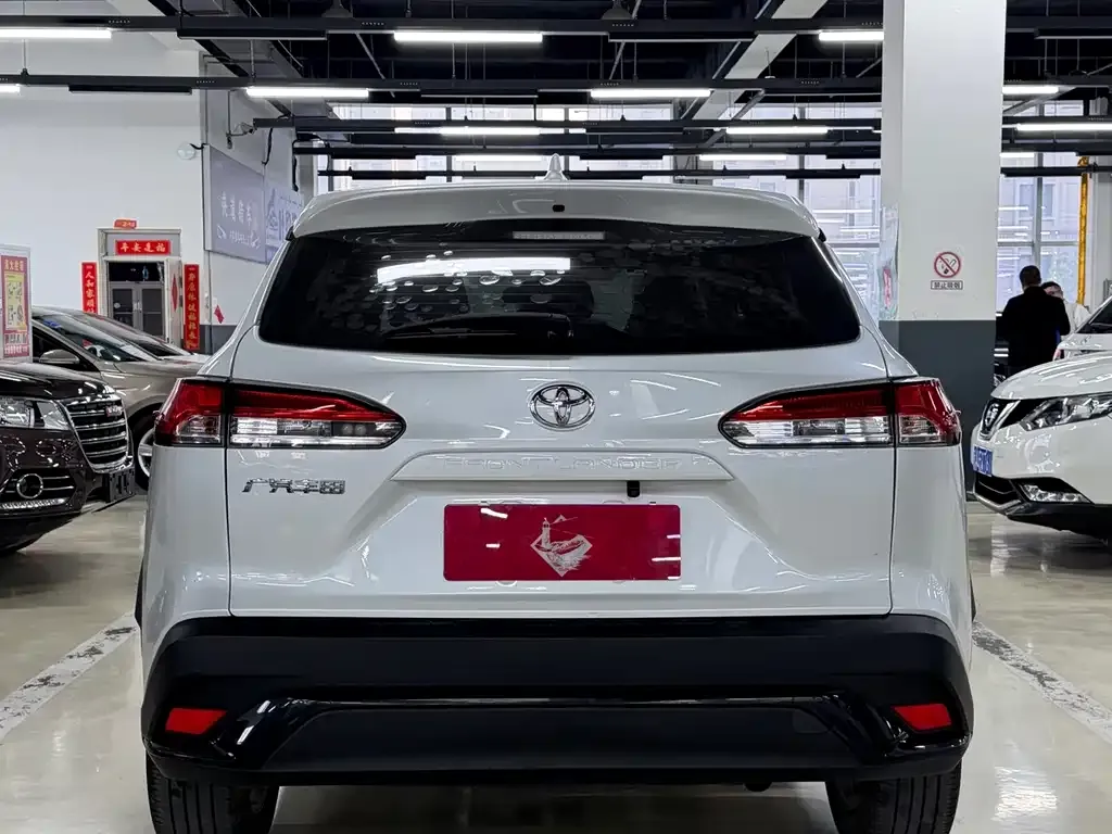 Toyota Frontlander 2023 из CN, фото 8