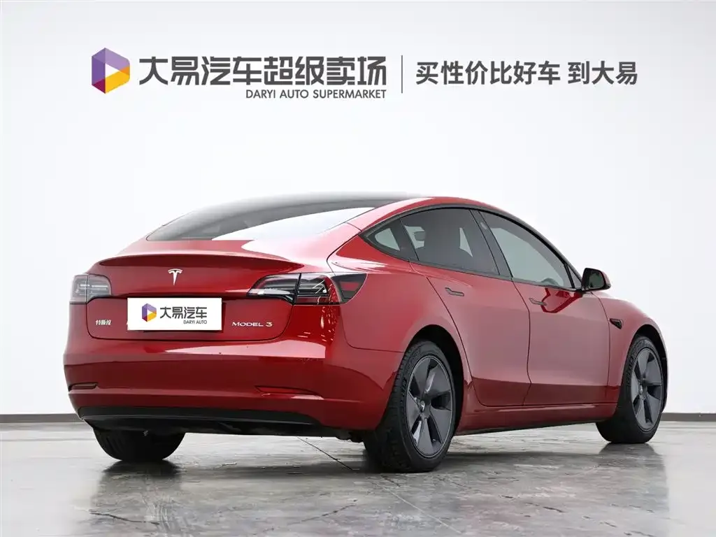 Tesla Model 3 2023 из CN, фото 3