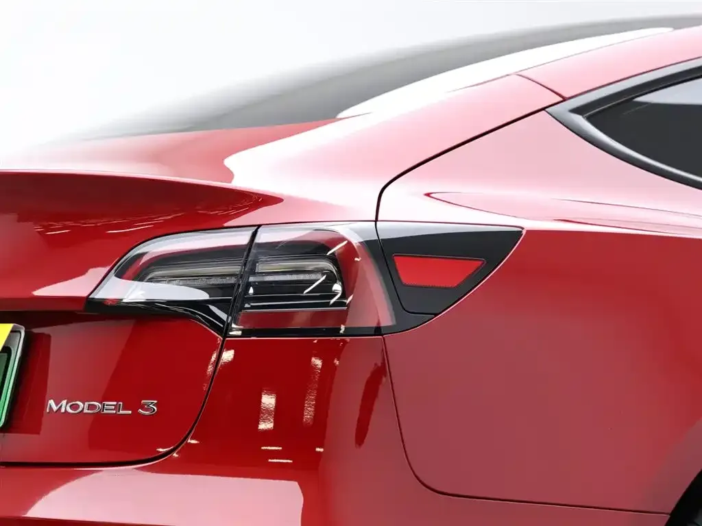Tesla Model 3 2023 из CN, фото 5