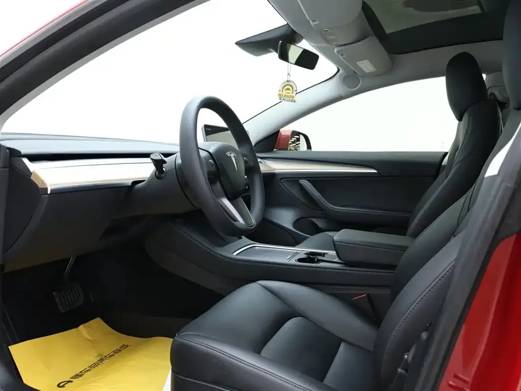 Tesla Model 3 2023 из CN, фото 8