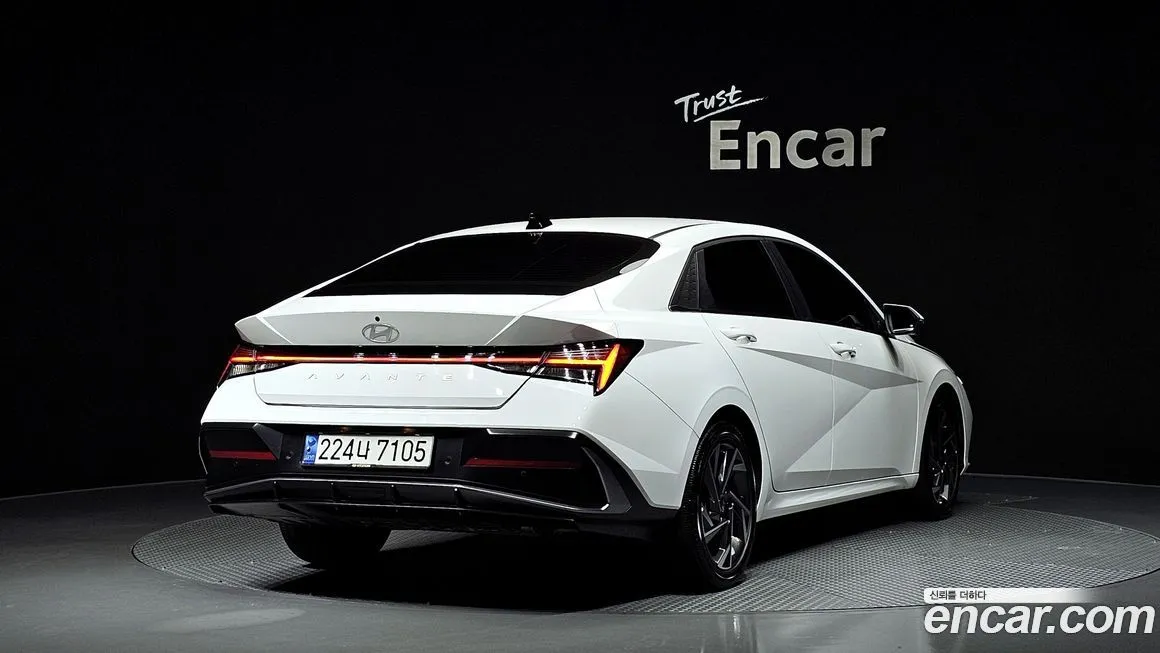 Hyundai AVANTE — фото 2