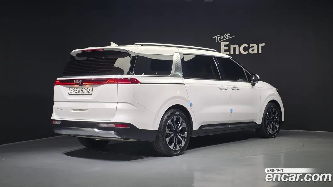 Kia Carnival 2021 из KR, фото 2