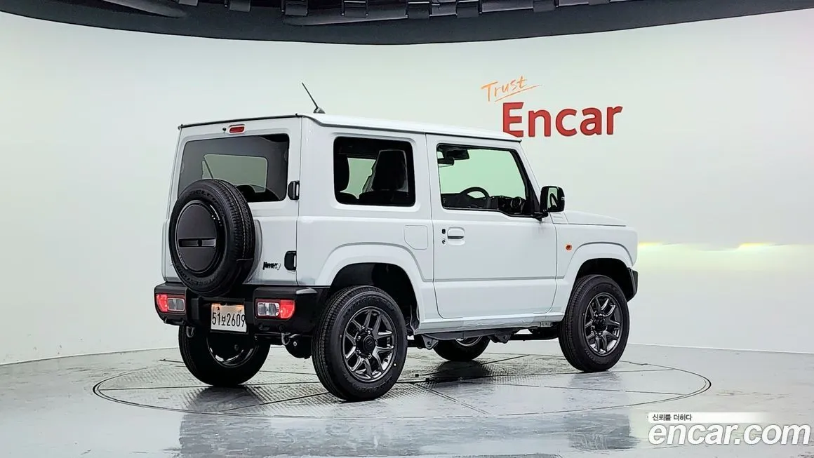 Suzuki Jimny 2025 из KR, фото 2