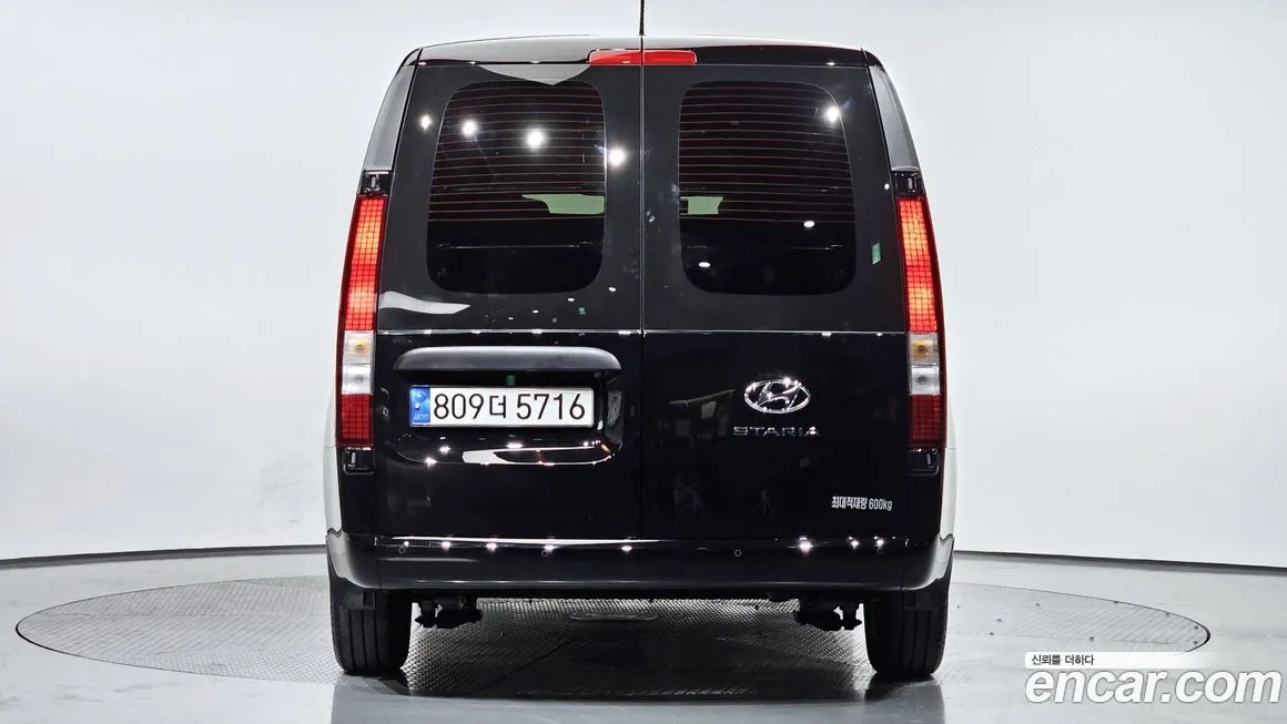 Hyundai Staria — фото 4