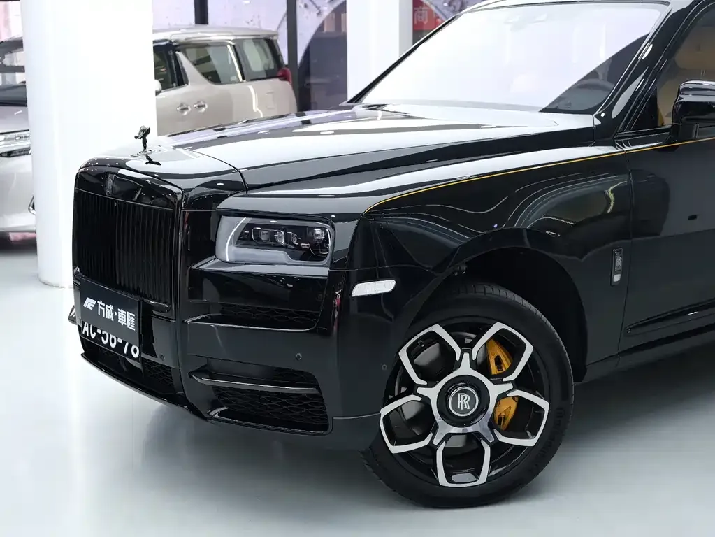 Rolls-Royce Cullinan 2024 из CN, фото 2