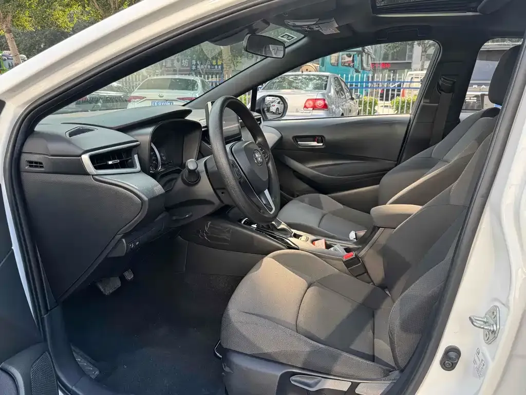 Toyota Levin 2024 из CN, фото 8