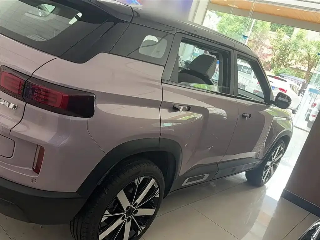 Geely Icon 2024 из CN, фото 8