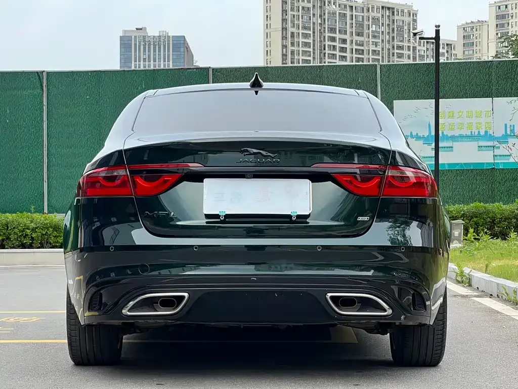 Jaguar XFL — фото 4