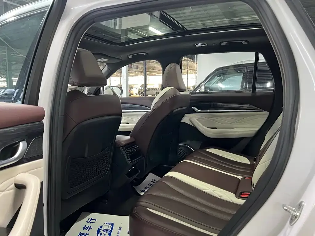 Geely Xingyue L 2023 из CN, фото 9