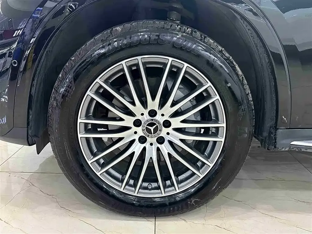 Mercedes-Benz GLC 2024 из CN, фото 8