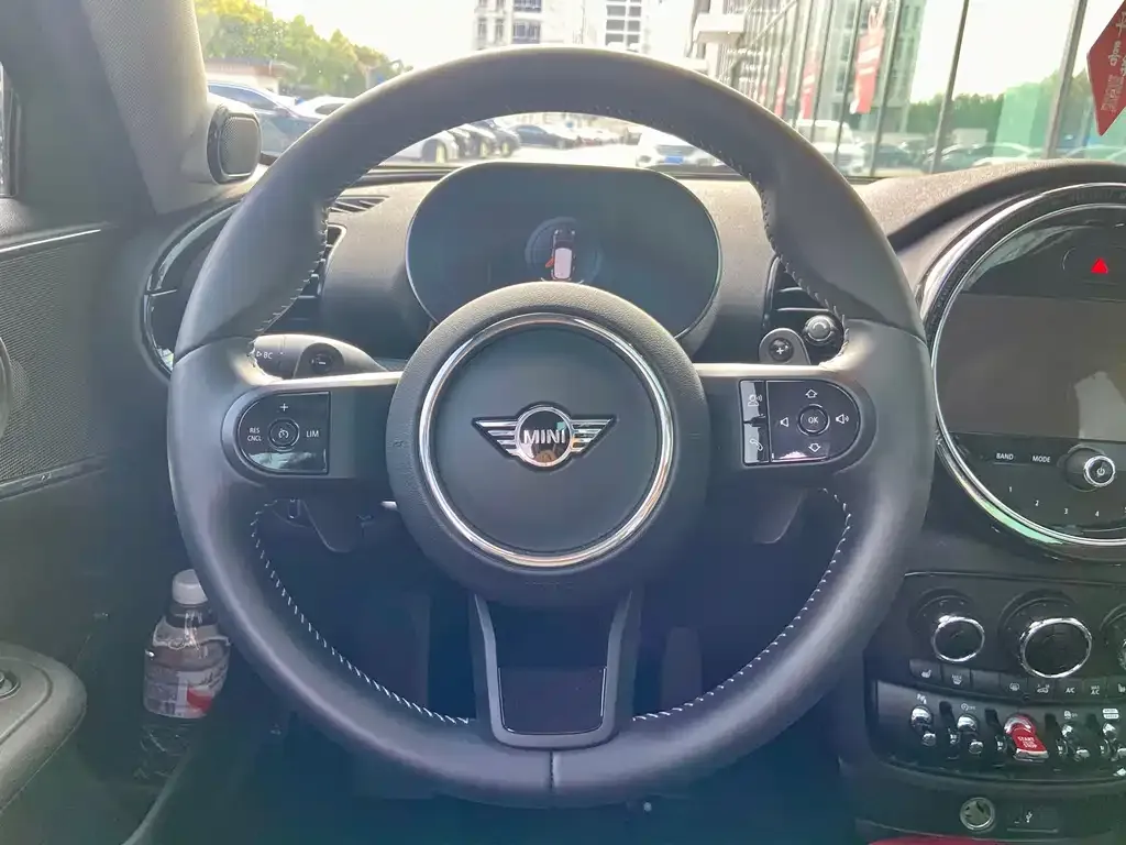 [object Object] Mini Clubman 2023 из CN, фото 10