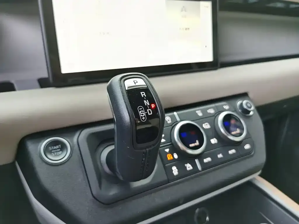 Land Rover Defender 2021 из CN, фото 8