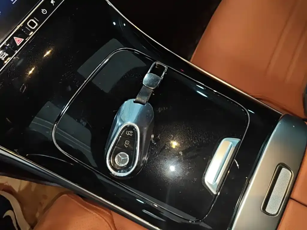 Mercedes-Benz GLC 2024 из CN, фото 9