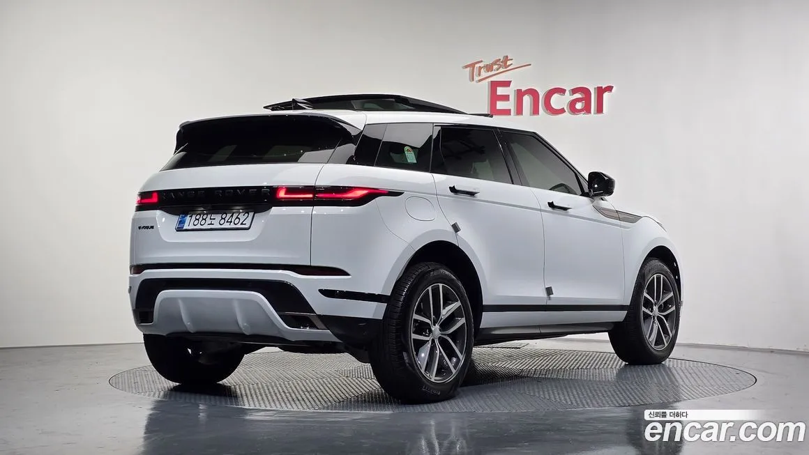 Land Rover Range Rover Evoque 2024 из KR, фото 2