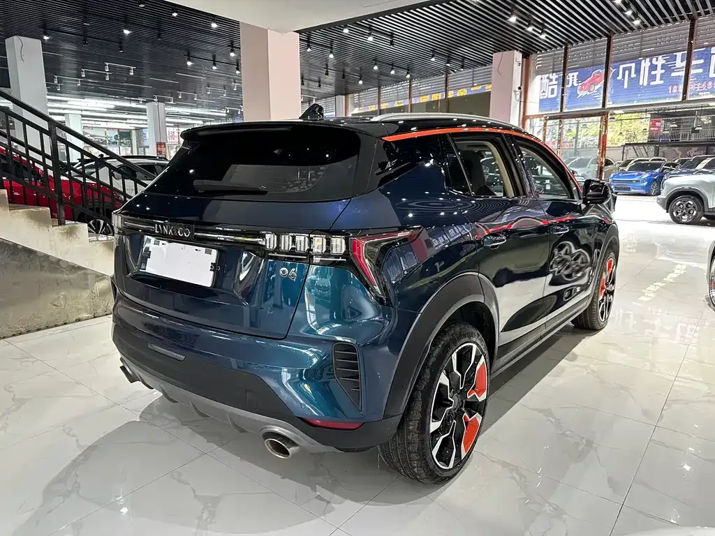 Lynk & Co 06 2021 из CN, фото 6