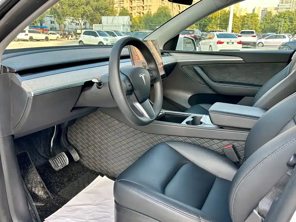 Tesla Model Y 2024 из CN, фото 9