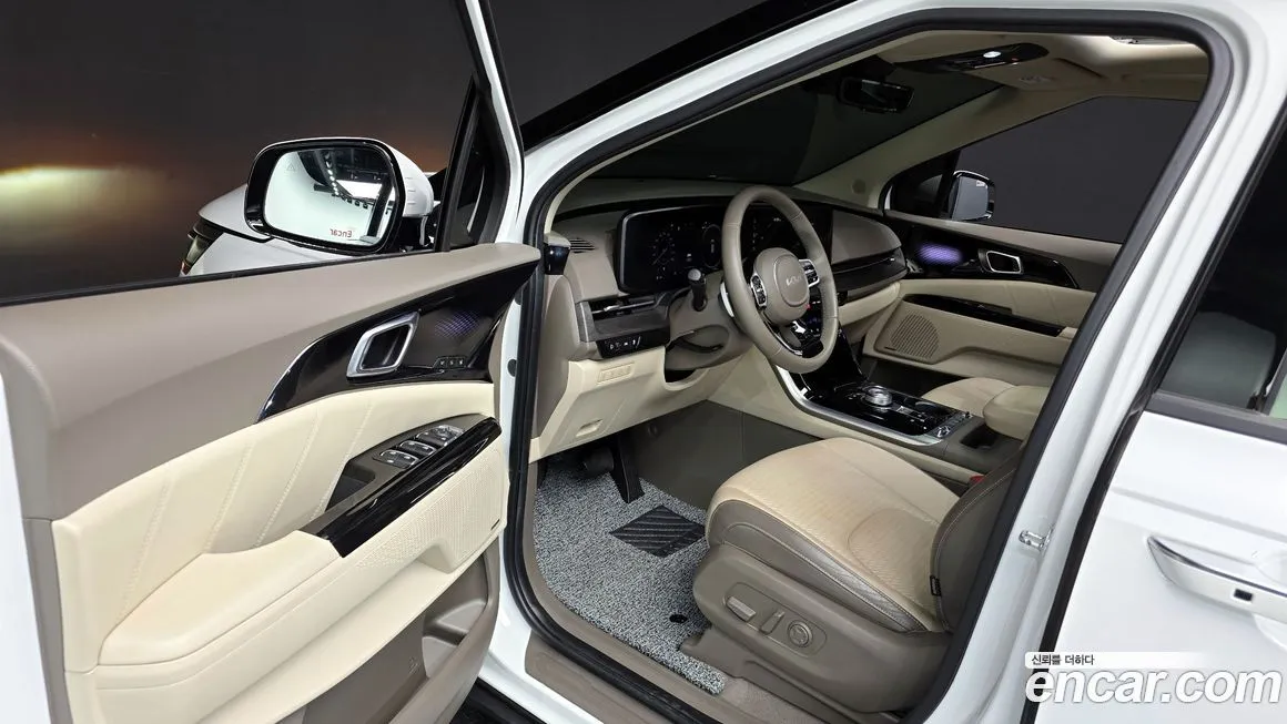 Kia Carnival — фото 10