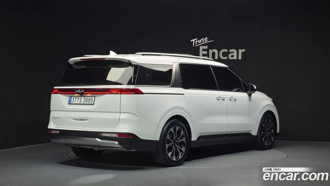 Kia Carnival — фото 2