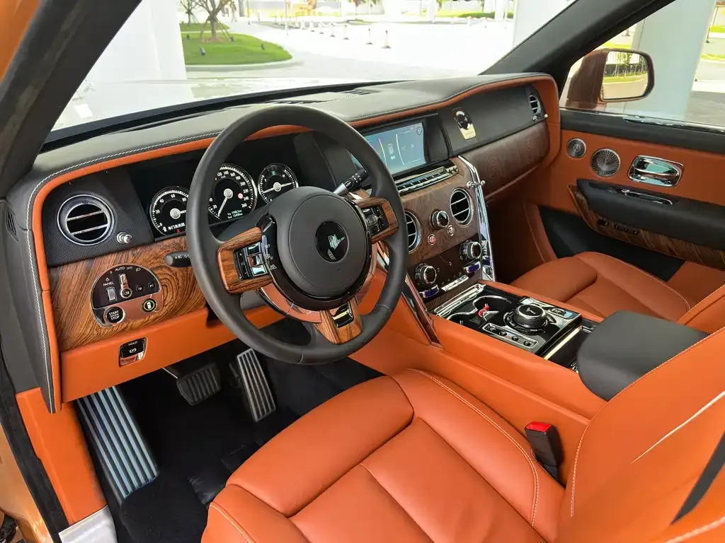 Rolls-Royce Cullinan 2021 из CN, фото 9
