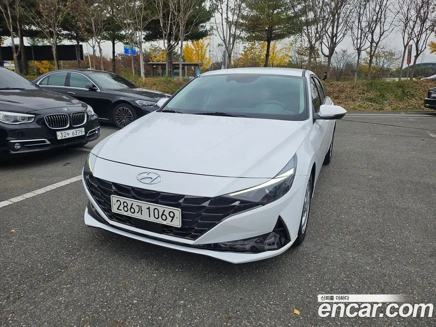 Hyundai AVANTE — фото 2
